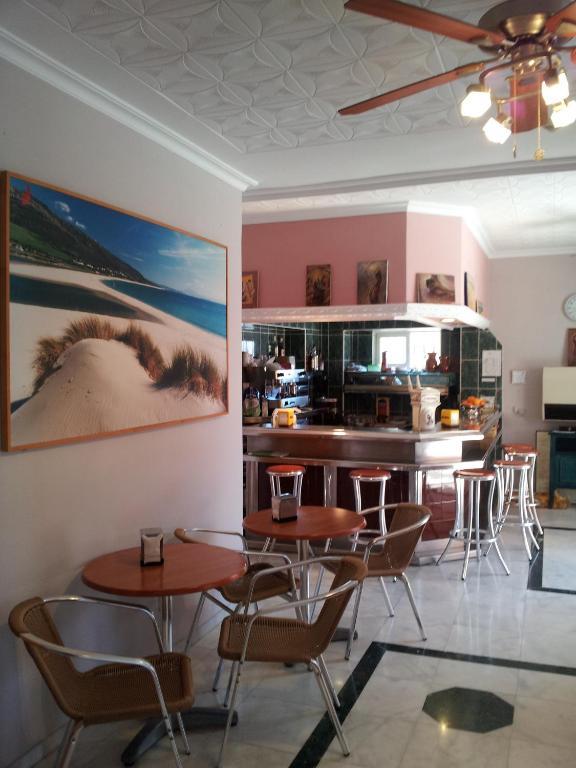 Hostal Tarik Hotel ตาริฟา ภายนอก รูปภาพ
