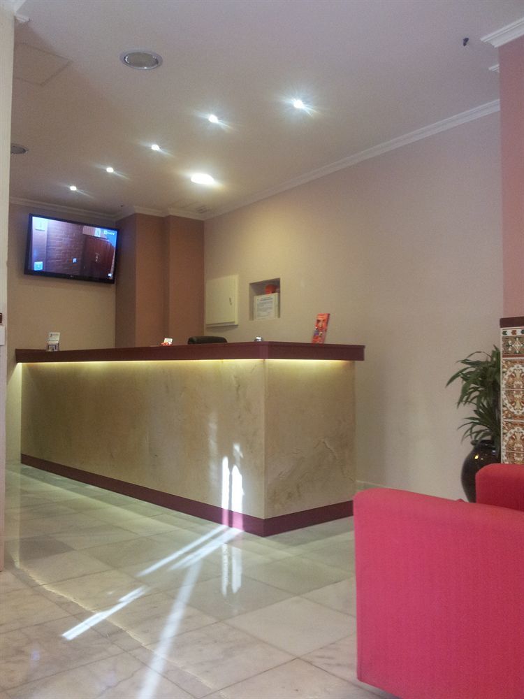 Hostal Tarik Hotel ตาริฟา ภายนอก รูปภาพ